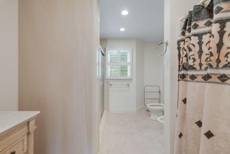 276 Shore Street Falmouth MA 02540