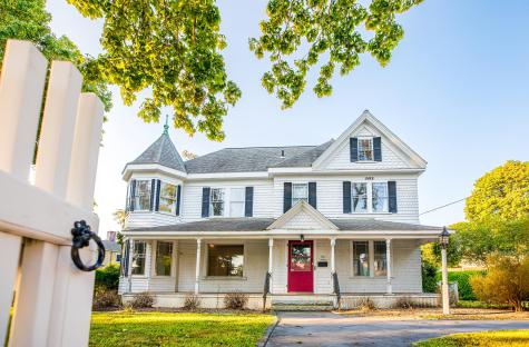 1 Main Street Falmouth MA 02540