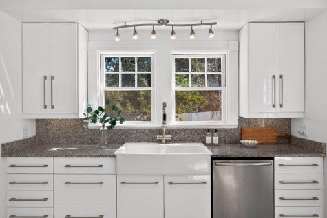 1 Main Street Falmouth MA 02540
