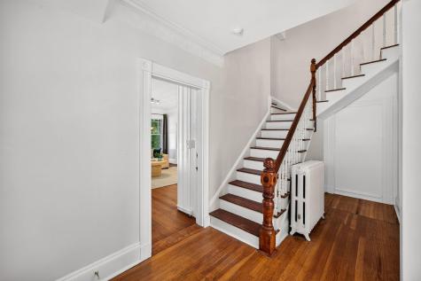 1 Main Street Falmouth MA 02540