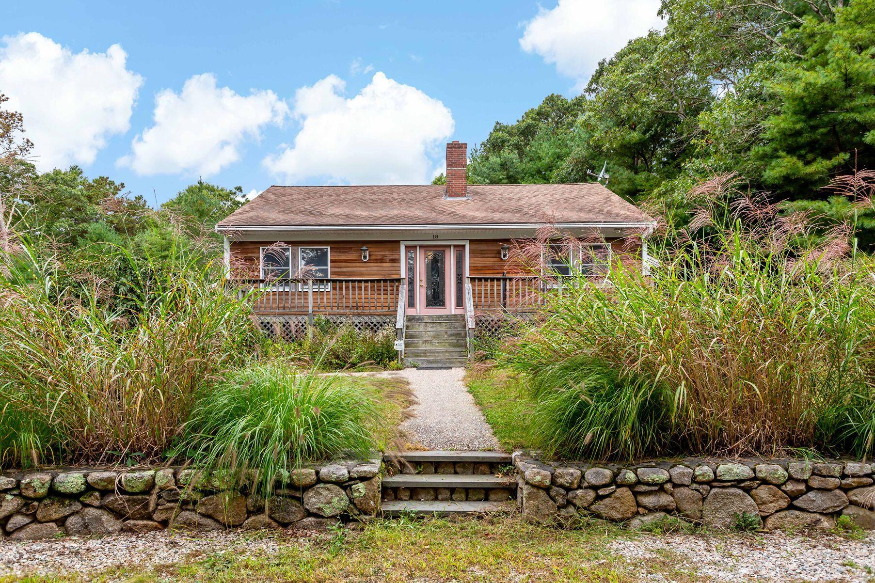 18 Wampum Road Falmouth MA 02536