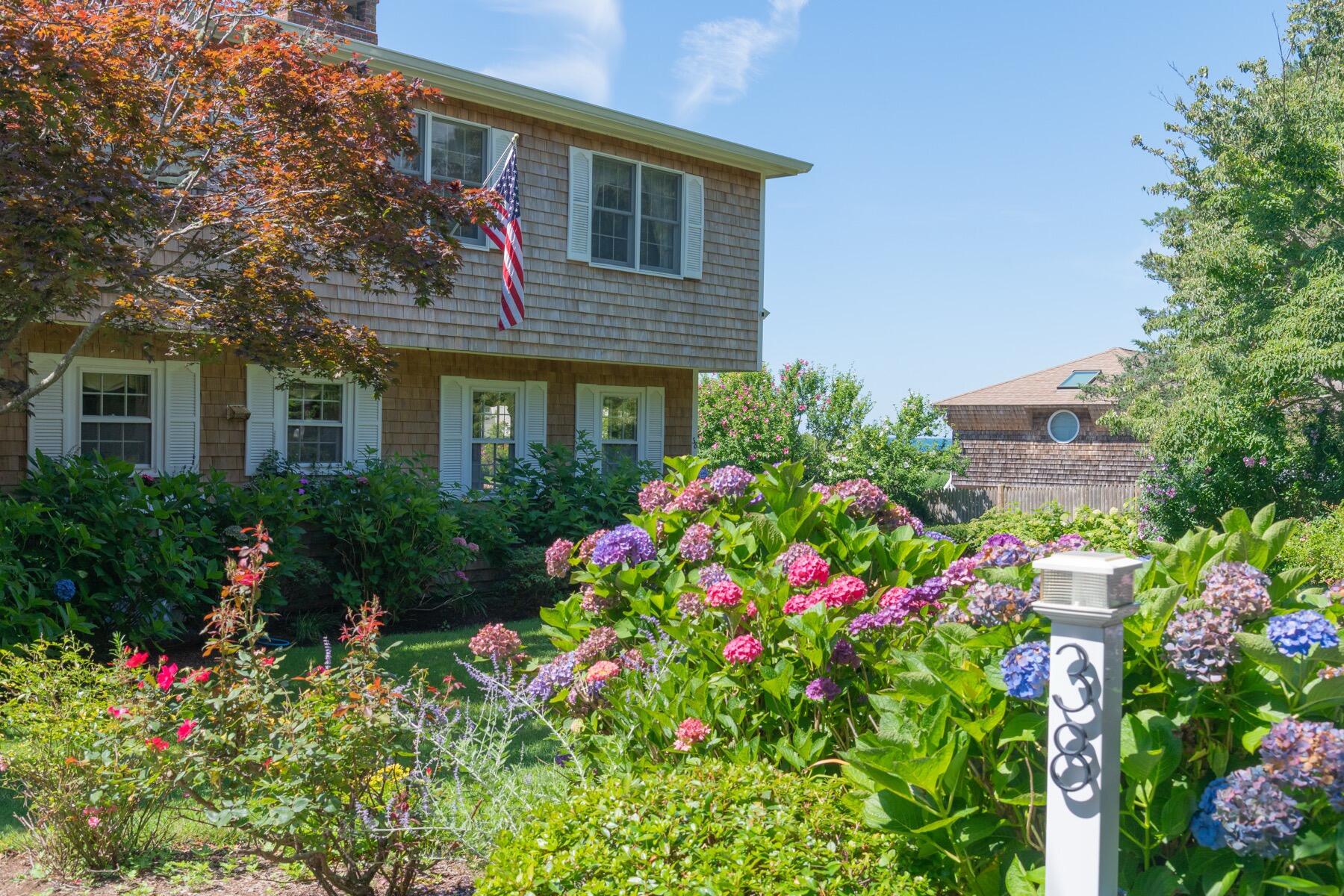 38 Nemasket Road Falmouth MA 02540