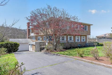 38 Nemasket Road Falmouth MA 02540