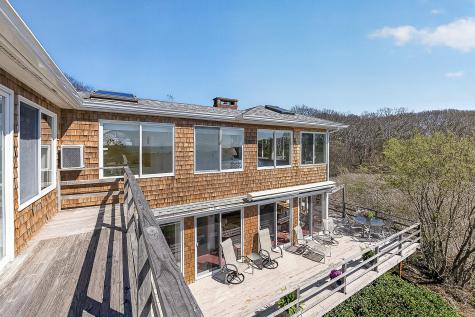 38 Nemasket Road Falmouth MA 02540