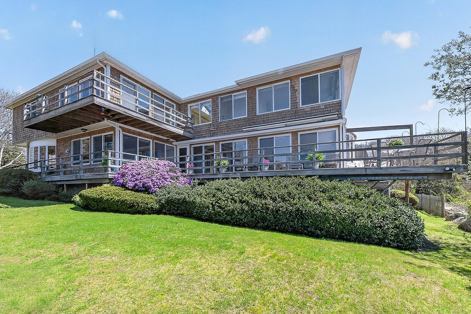 38 Nemasket Road Falmouth MA 02540