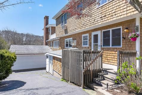 38 Nemasket Road Falmouth MA 02540