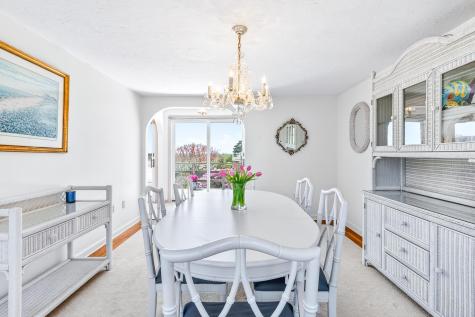 38 Nemasket Road Falmouth MA 02540