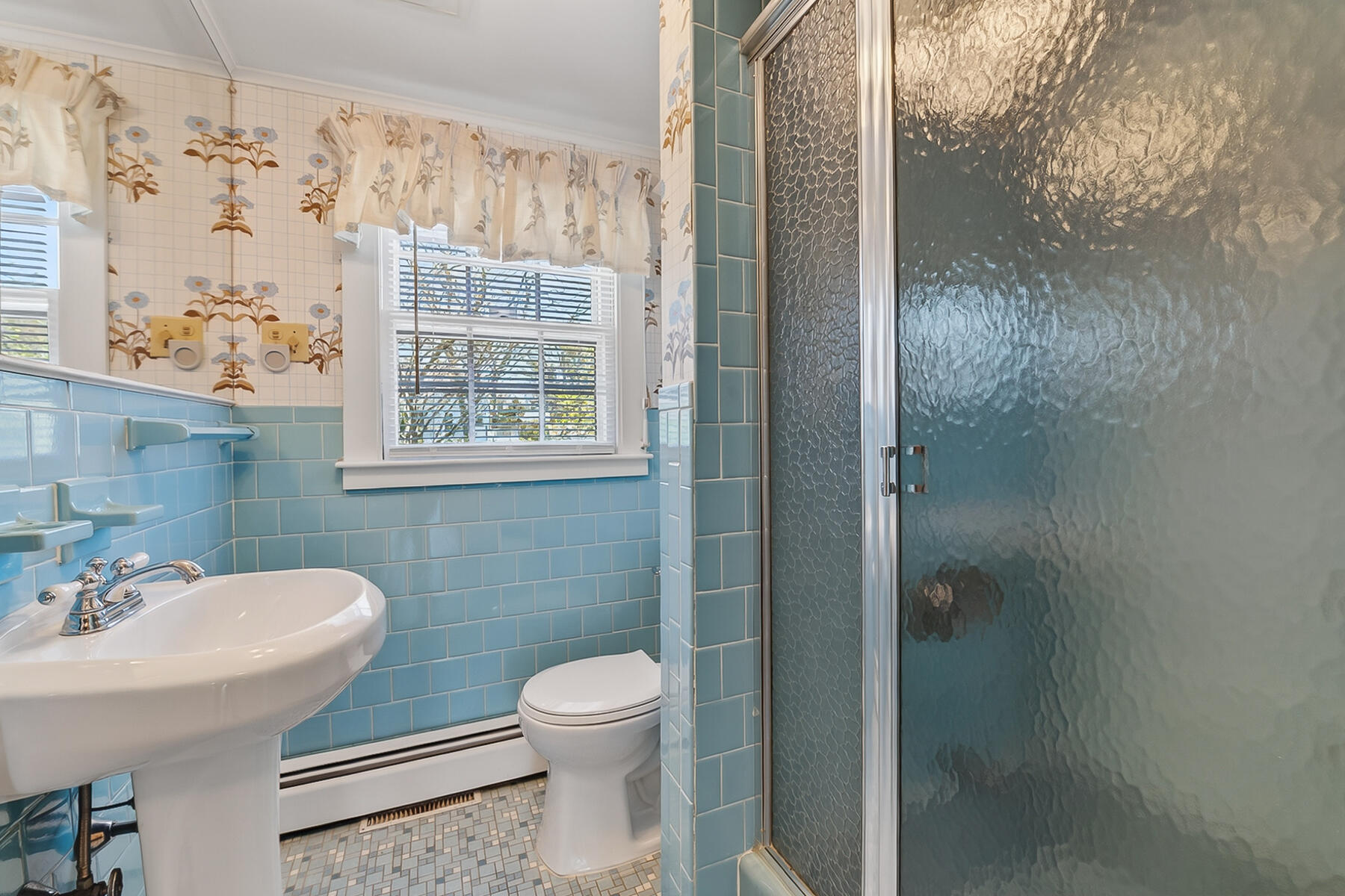 38 Nemasket Road Falmouth MA 02540