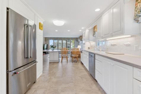 38 Nemasket Road Falmouth MA 02540