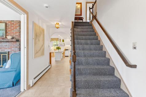 38 Nemasket Road Falmouth MA 02540