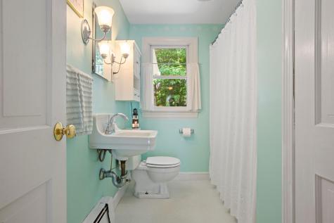 68 Freeboard Lane Yarmouth MA 02675