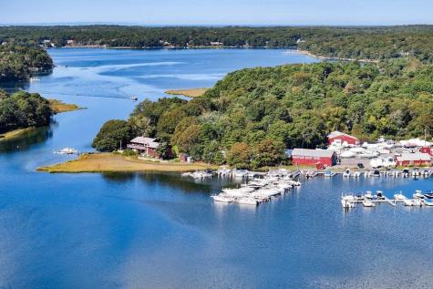 6 Hawthorn Street Dennis MA 02660