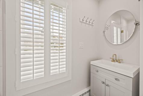 33 Oyster Place Road Barnstable MA 02635