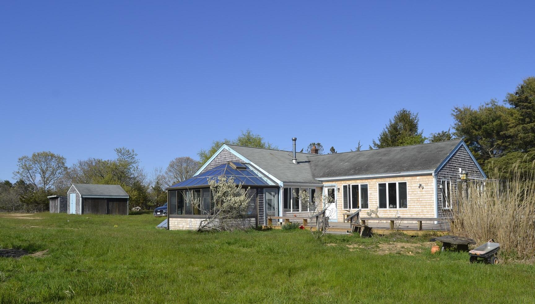 29 Scotchmans Lane West Tisbury MA 02575