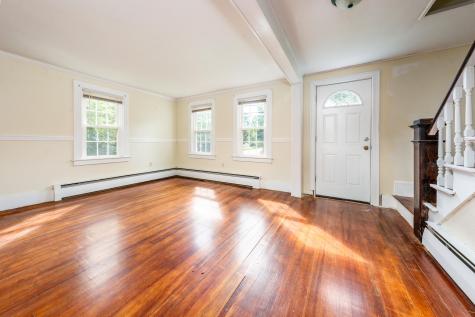 562 Waquoit Highway East Falmouth MA 02536