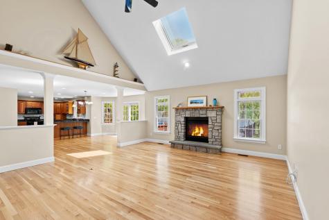 5 Summer Wind Lane MA 02556