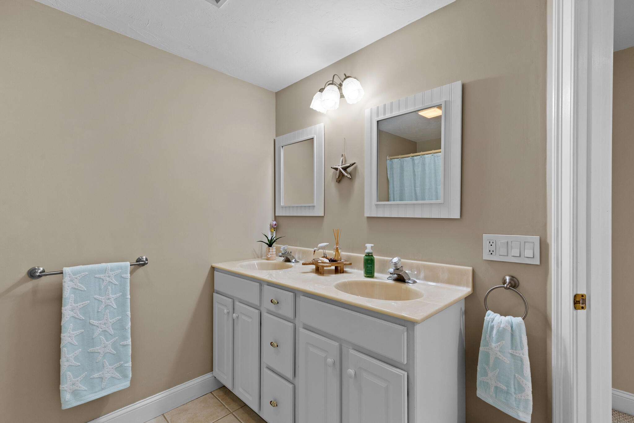 5 Summer Wind Lane MA 02556