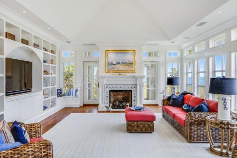 391 Sea View Avenue Barnstable MA 02655