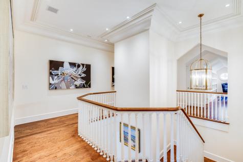 391 Sea View Avenue Barnstable MA 02655