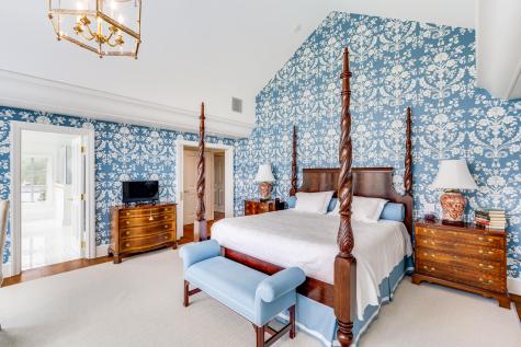 391 Sea View Avenue Barnstable MA 02655