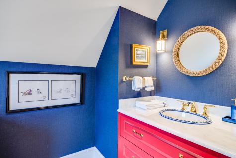 391 Sea View Avenue Barnstable MA 02655