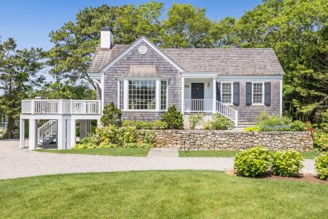 391 Sea View Avenue Barnstable MA 02655