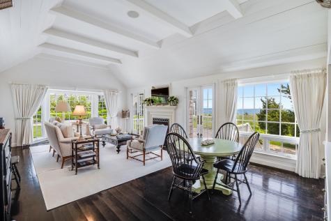 391 Sea View Avenue Barnstable MA 02655