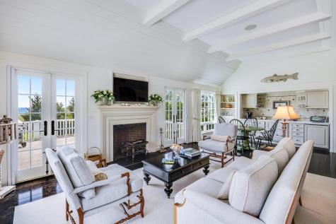 391 Sea View Avenue Barnstable MA 02655