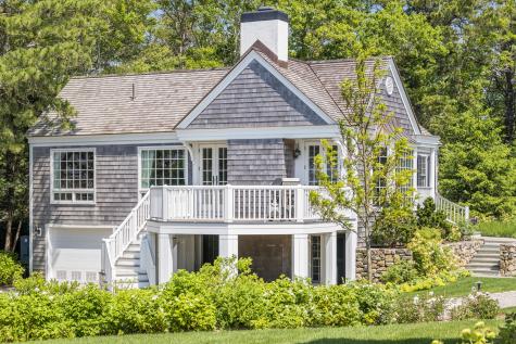 391 Sea View Avenue Barnstable MA 02655