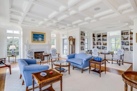 391 Sea View Avenue Barnstable MA 02655