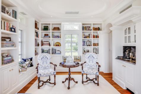 391 Sea View Avenue Barnstable MA 02655