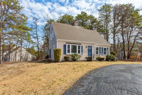29 Lumberjack Trail Yarmouth MA 02673