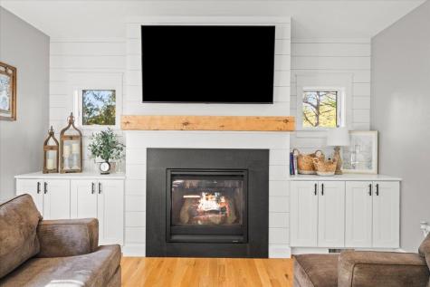 18 Quaker Lane Bourne MA 02553