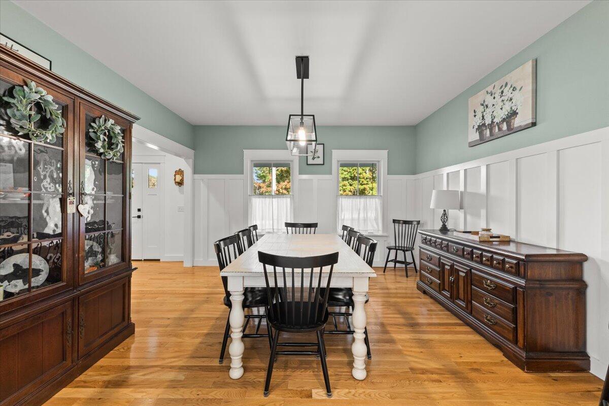 18 Quaker Lane Bourne MA 02553