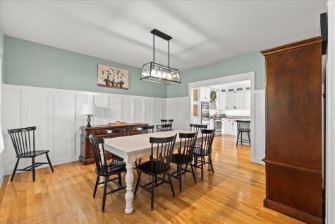 18 Quaker Lane Bourne MA 02553