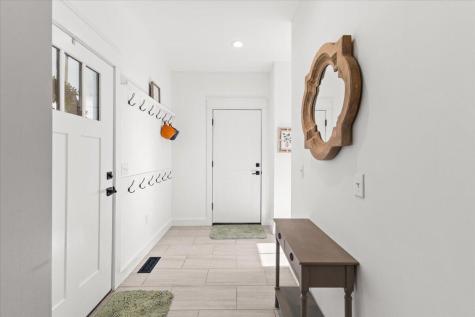 18 Quaker Lane Bourne MA 02553