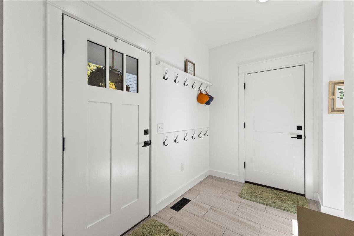 18 Quaker Lane Bourne MA 02553