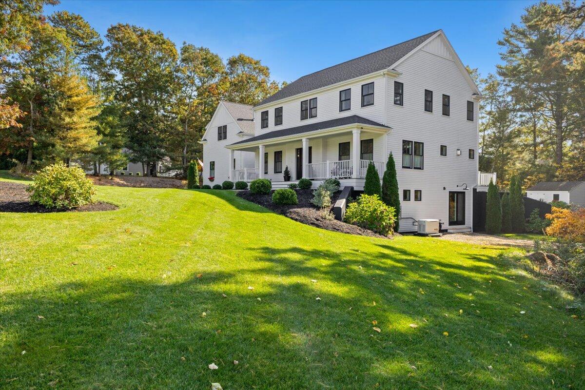 18 Quaker Lane Bourne MA 02553