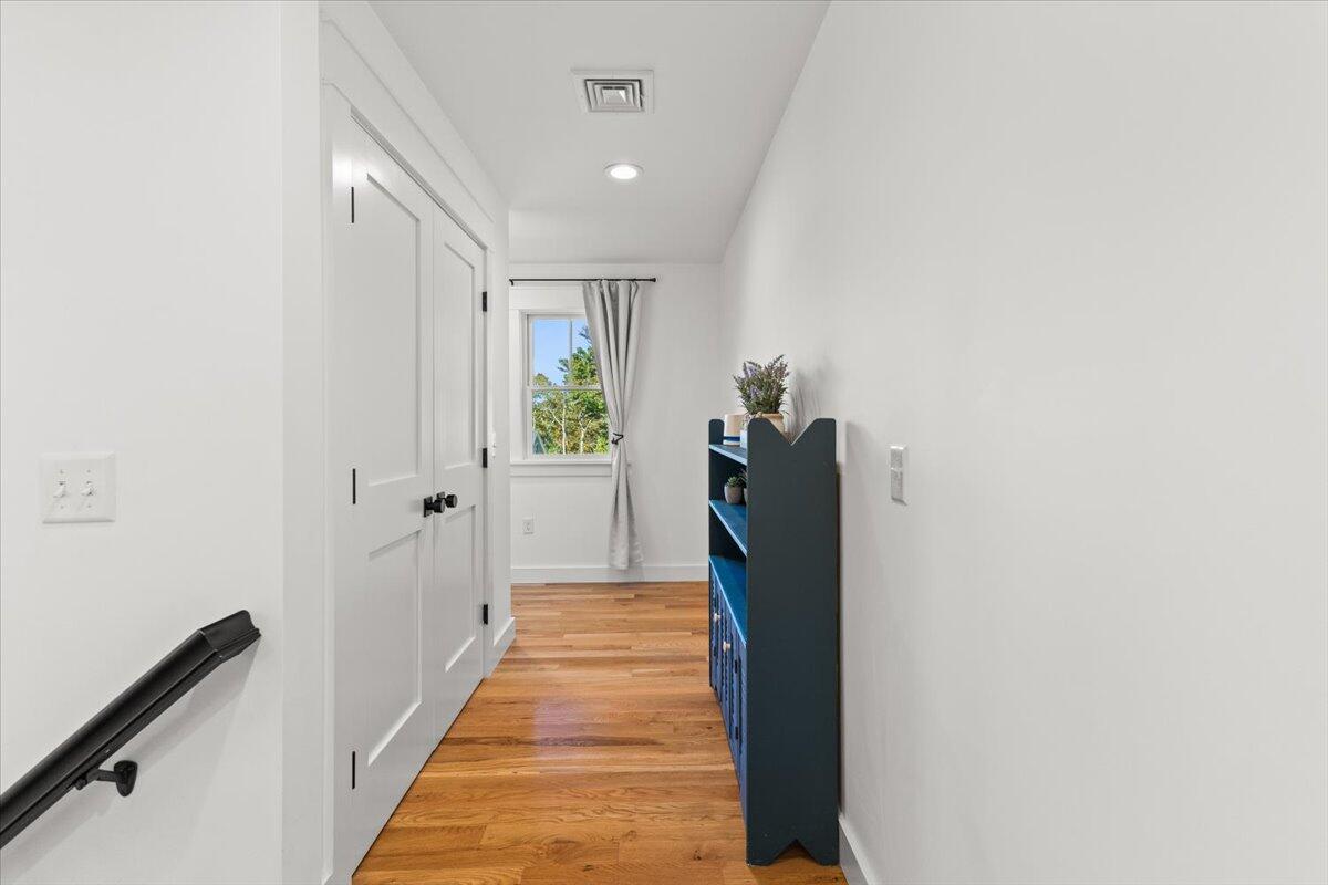 18 Quaker Lane Bourne MA 02553