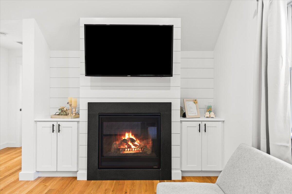 18 Quaker Lane Bourne MA 02553