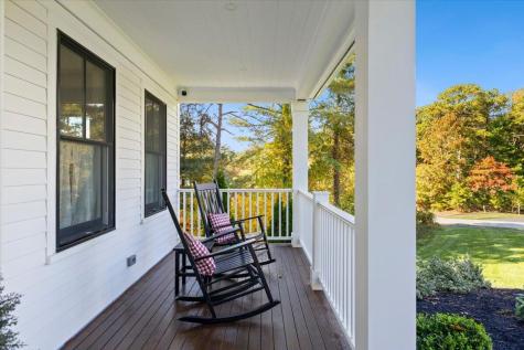 18 Quaker Lane Bourne MA 02553