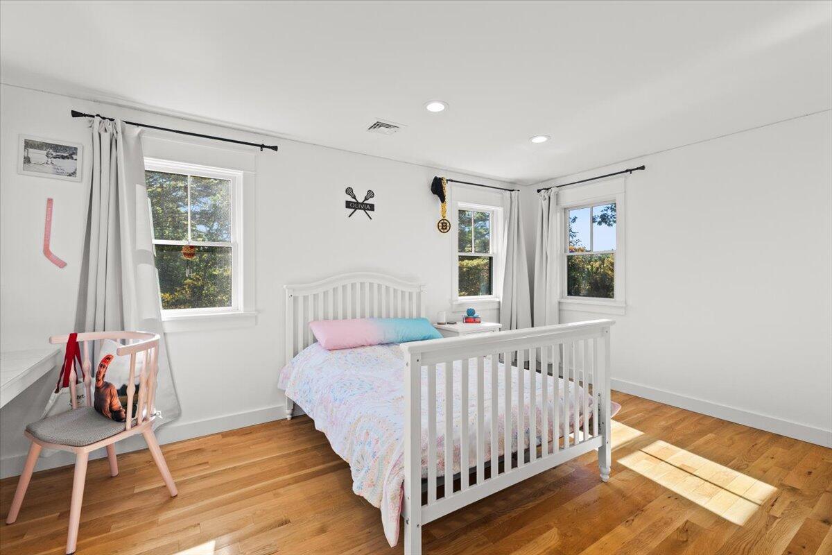 18 Quaker Lane Bourne MA 02553