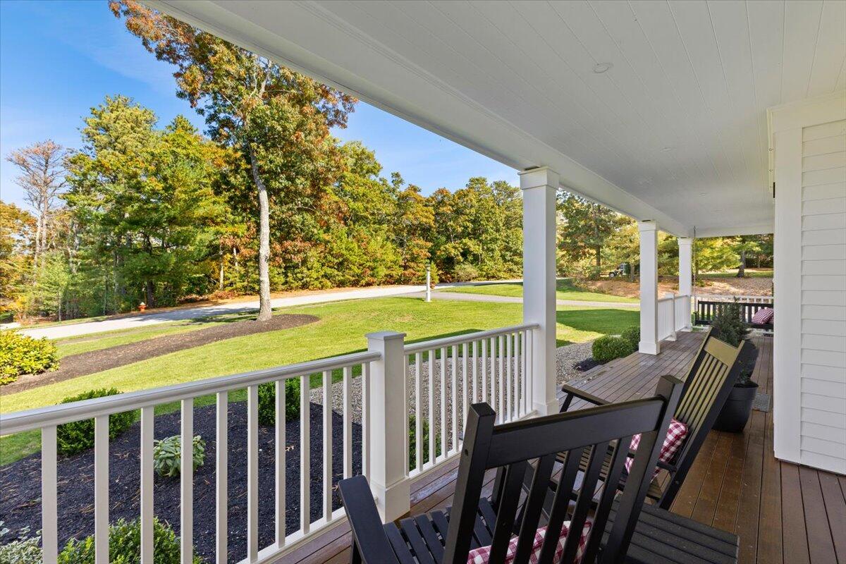 18 Quaker Lane Bourne MA 02553