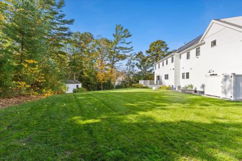 18 Quaker Lane Bourne MA 02553