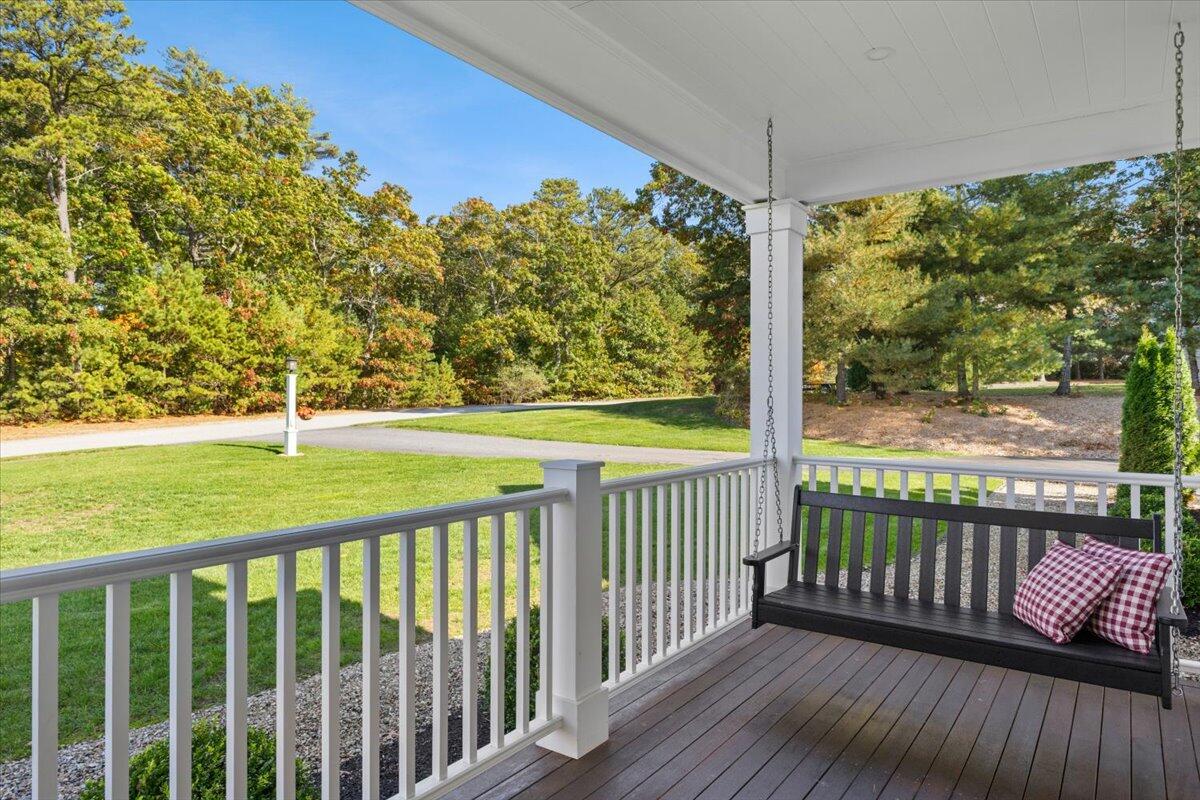 18 Quaker Lane Bourne MA 02553