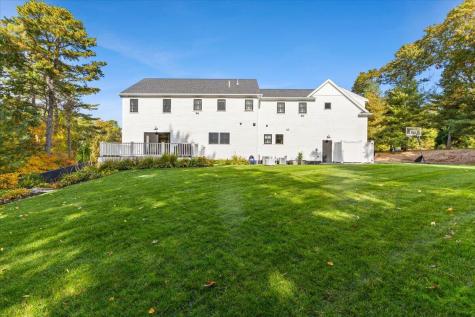 18 Quaker Lane Bourne MA 02553