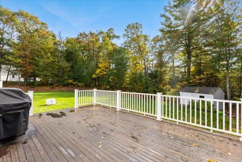 18 Quaker Lane Bourne MA 02553