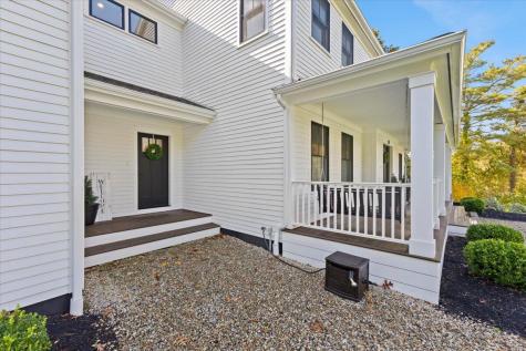 18 Quaker Lane Bourne MA 02553