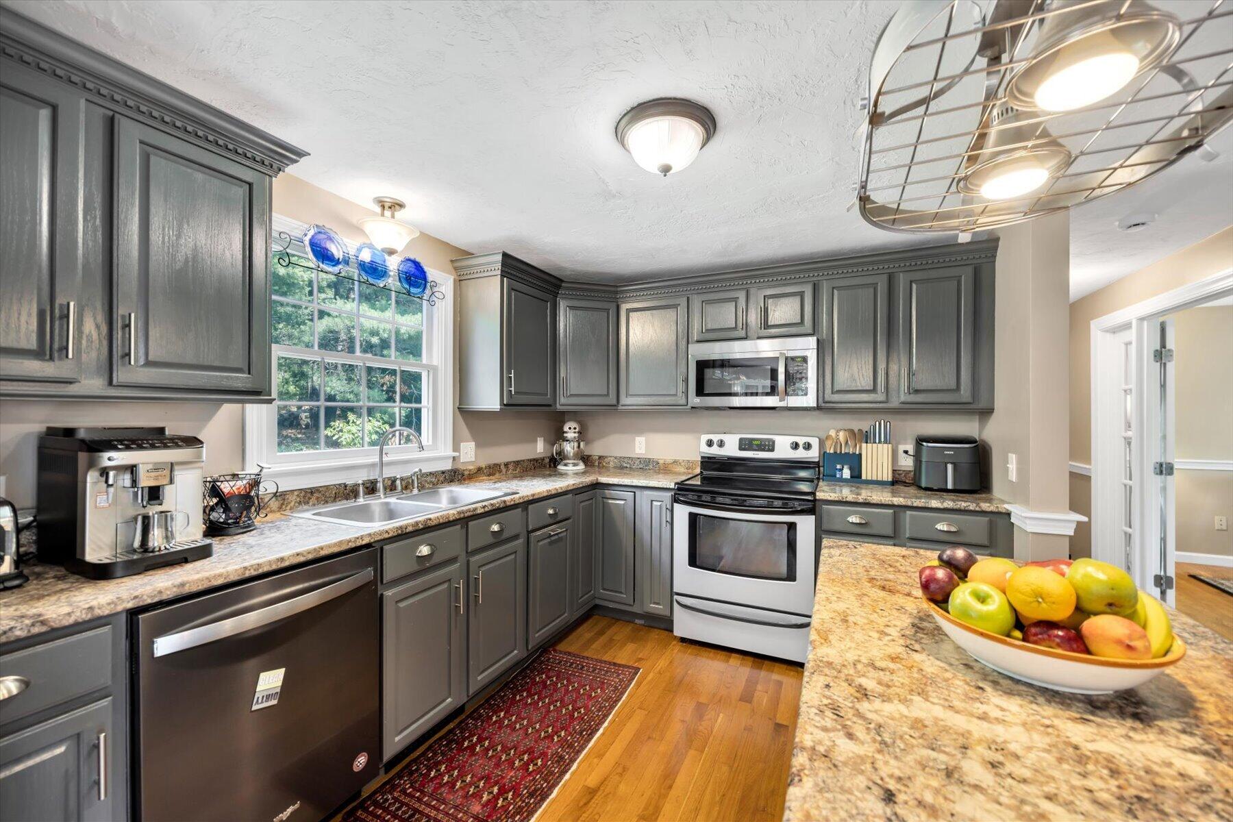 53 Thornberry Circle Mashpee MA 02649
