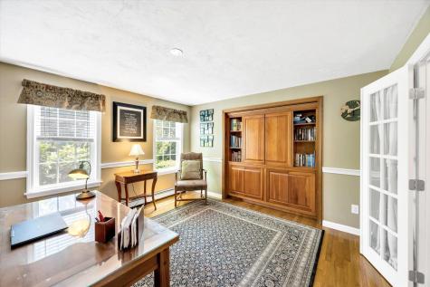 53 Thornberry Circle Mashpee MA 02649
